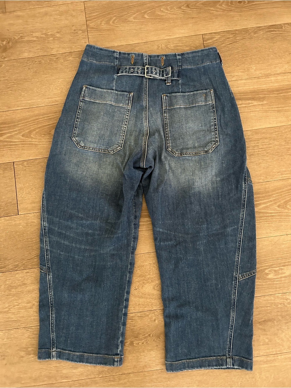 Pilcro Anthropologie Cropped Jeans - Picture 2 of 8